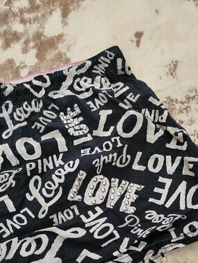 Pink VS Sleeper Shorts. Size: S